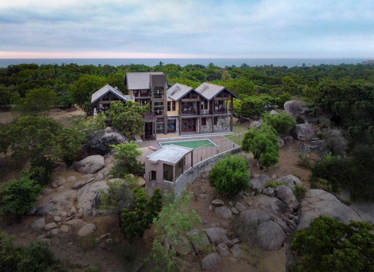 Hotel Rock Wild Yala Exterior foto